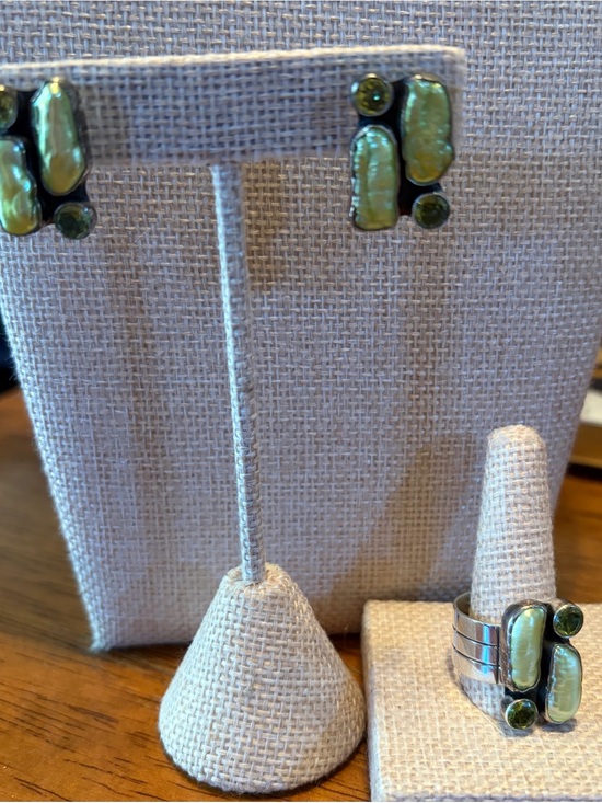 Jay King Jewelry - Jay King Green Pearlized Stone Ring and Earring Set 925